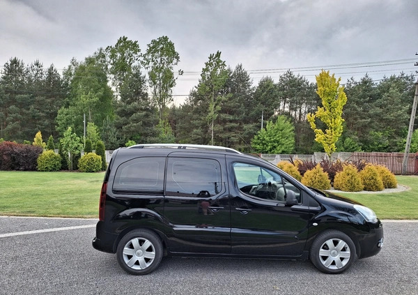 Citroen Berlingo cena 26999 przebieg: 198000, rok produkcji 2012 z Tyszowce małe 67